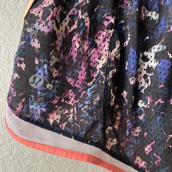Lululemon Athletica Womens Shorts Sz 4 Pull On Workout Running Active Multicolor - Picture 4 of 8